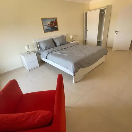 Villa Sultan Villa, Merkez Mahallesi Dogu Sirti Caddesi Sultan Sitesi H-2 *