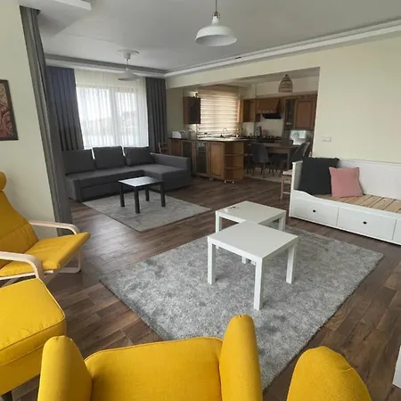 ヴィラ Sultan Villa, Merkez Mahallesi Dogu Sirti Caddesi Sultan Sitesi H-2 Kadıköy