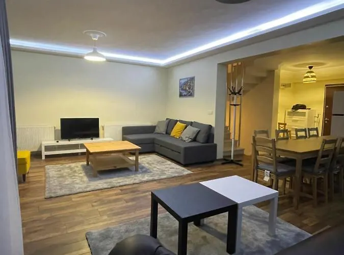 Sultan Villa, Merkez Mahallesi Dogu Sirti Caddesi Sultan Sitesi H-2 Βίλα Καντίκιοϊ