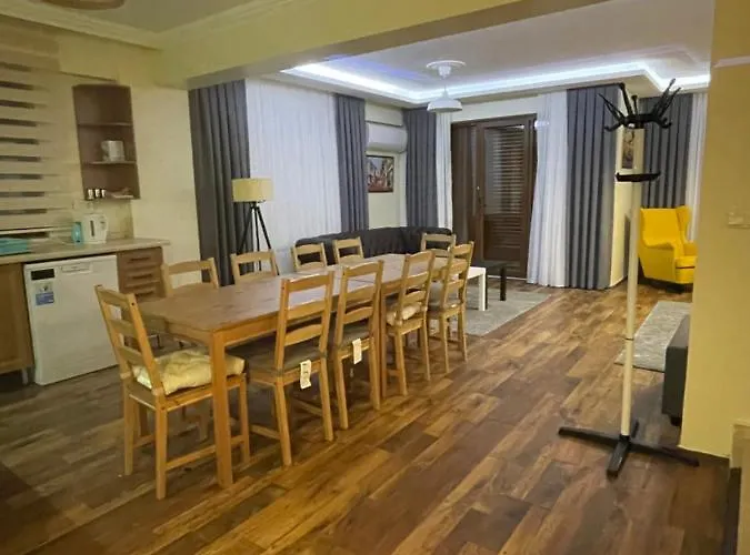 Sultan Villa, Merkez Mahallesi Dogu Sirti Caddesi Sultan Sitesi H-2 * Καντίκιοϊ