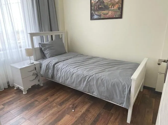 Sultan Villa, Merkez Mahallesi Dogu Sirti Caddesi Sultan Sitesi H-2 Βίλα Καντίκιοϊ